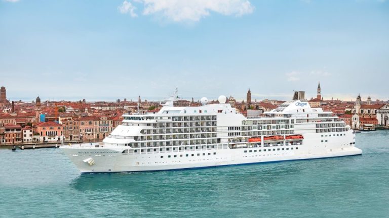 regent seven seas navigator in venice