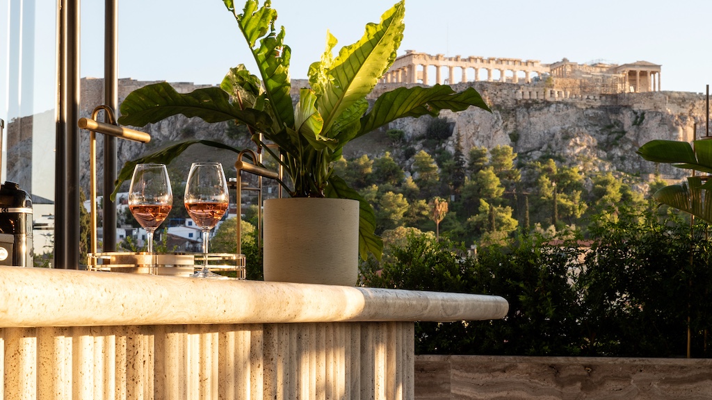 44-Afternoon-drinks-with-a-view-The-Dolli