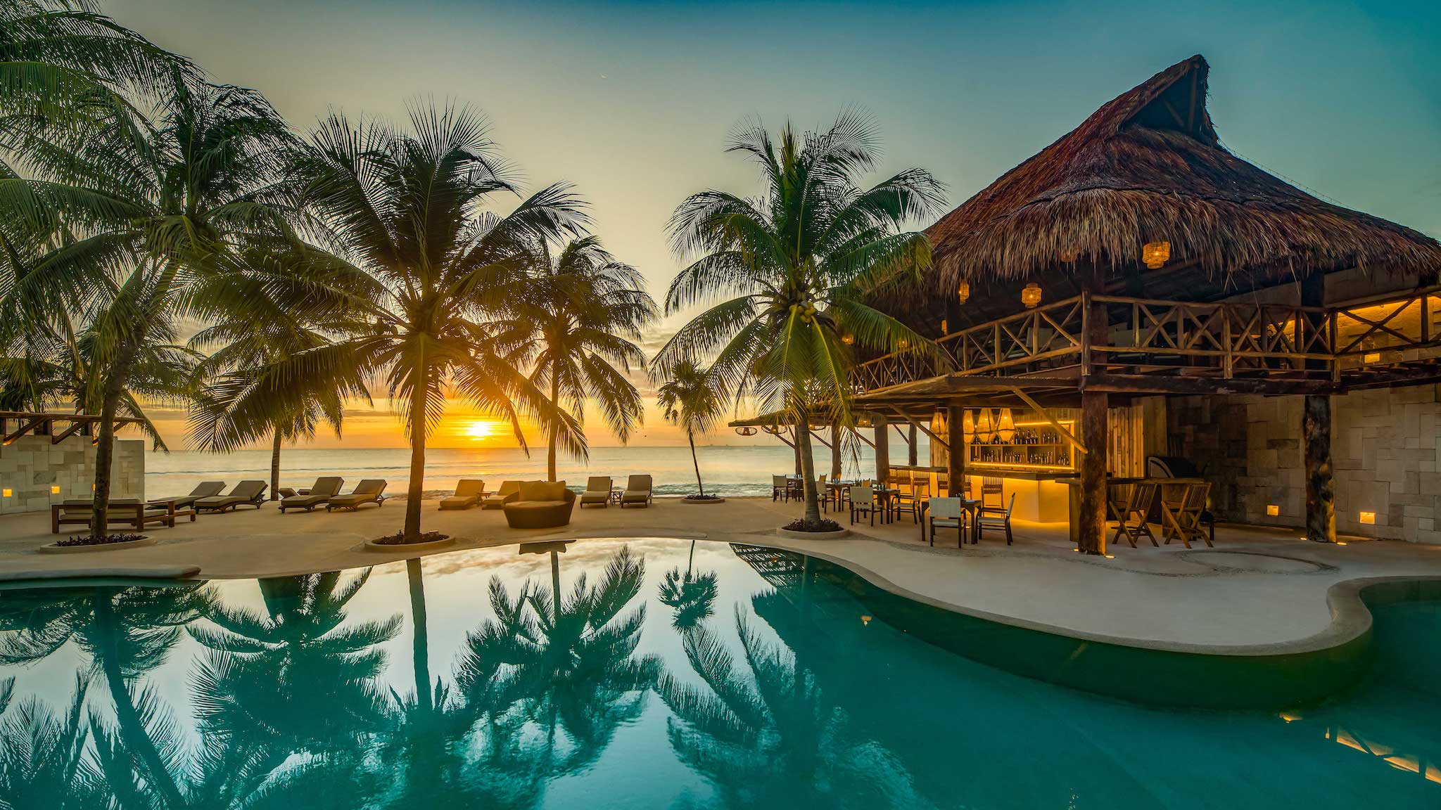 Riviera-Maya-Pool