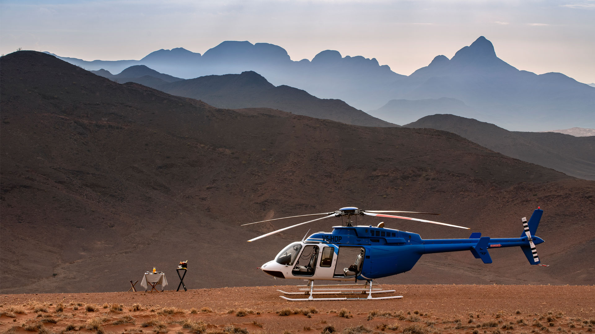 Scenic-Helicopter-Flight-Drink-Stop