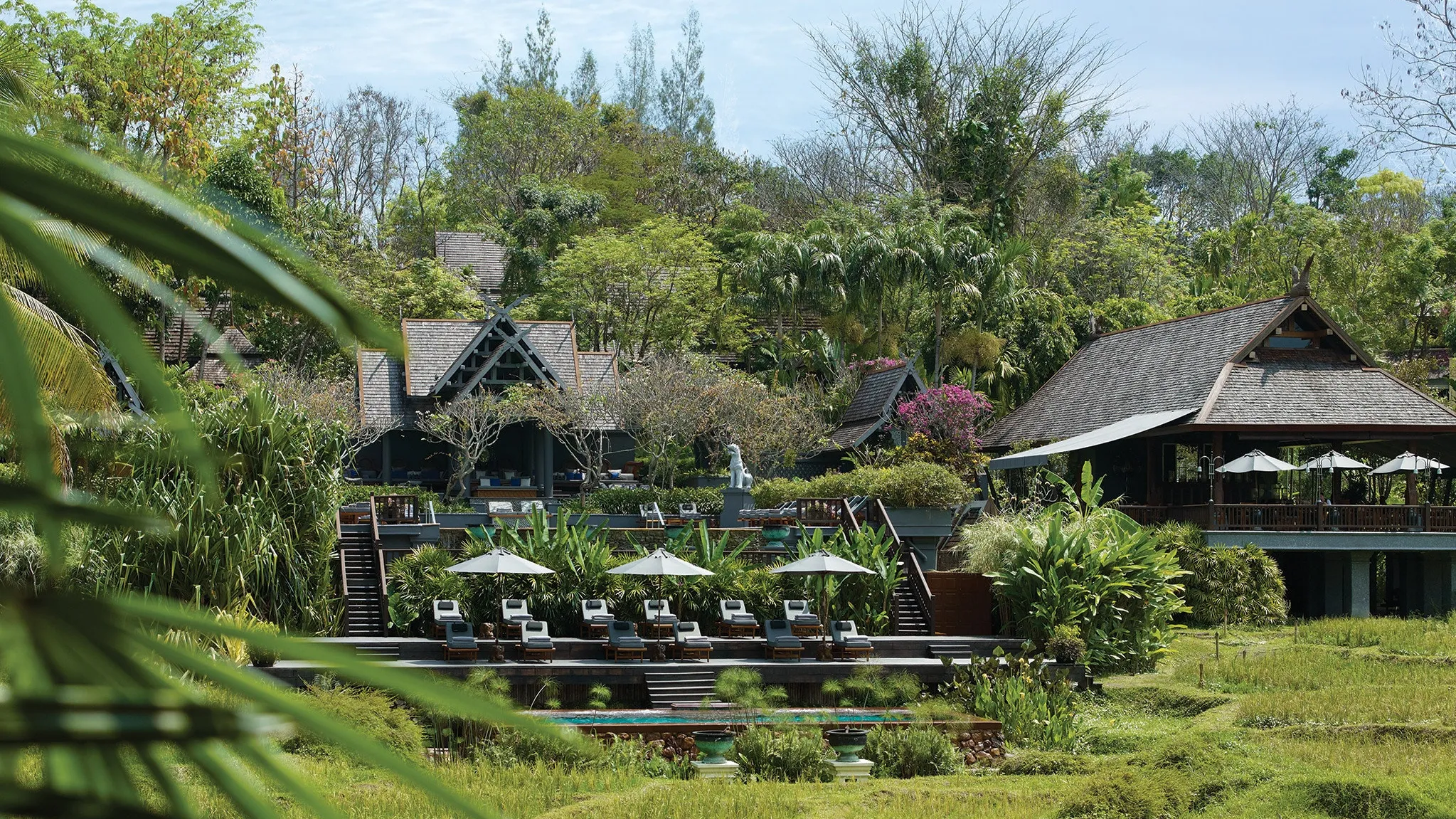 Exterior2-FourSeasonsResortChiangMai-Thailand-CRHotel