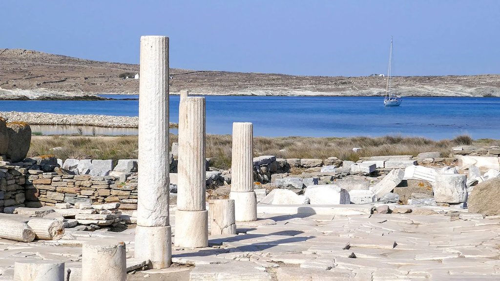 visiting-Delos-island-greece-1440x900